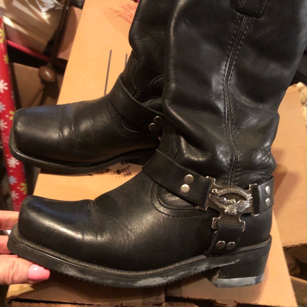 Ladies Harley boots size 7/12
